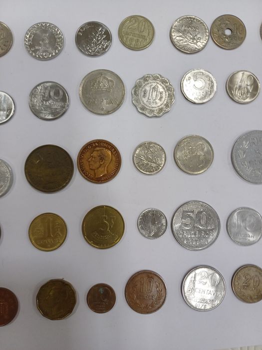 Lote 6 / Conjunto 6 de 50 Moedas diferentes
