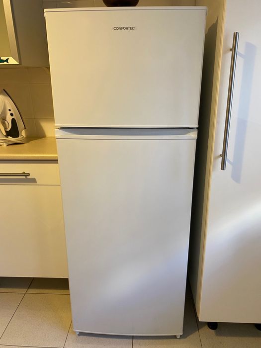 Vendo Frigorífico e Máquina de Lavar Roupa em Excelente Estado