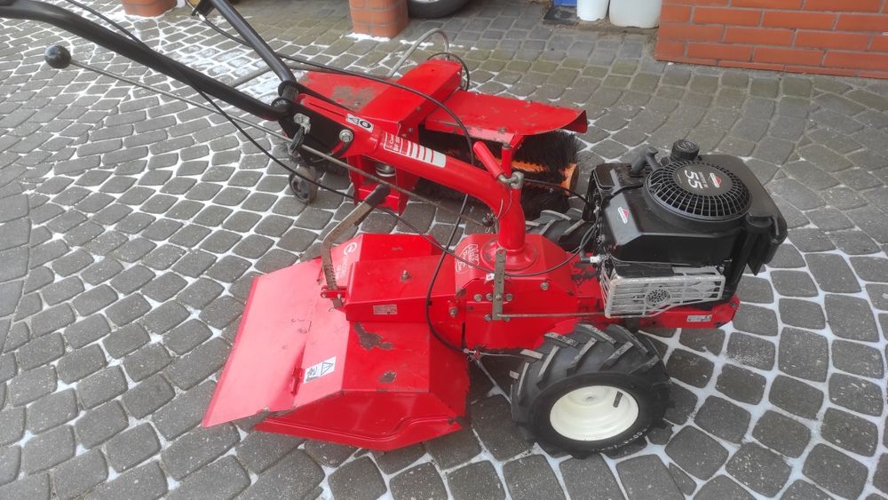 Zamiatarka (odśnieżarka)spalinowa Alko