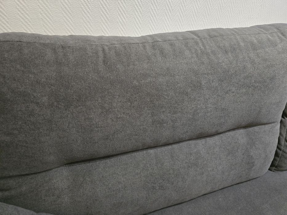 Sofá-cama em ótimo estado