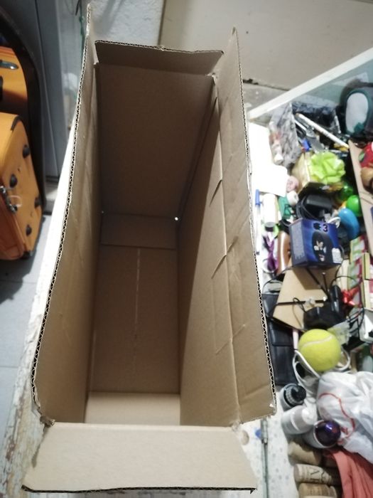 Vendo caixas de bom estado