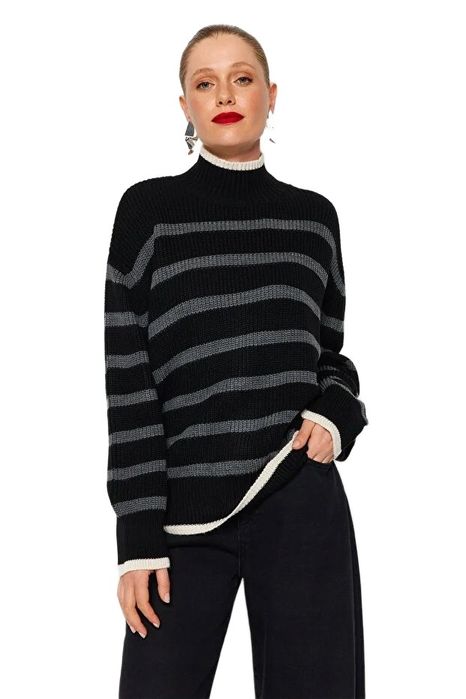 Trendyol sweter damski czarny w szare paski z golfem m 5ea