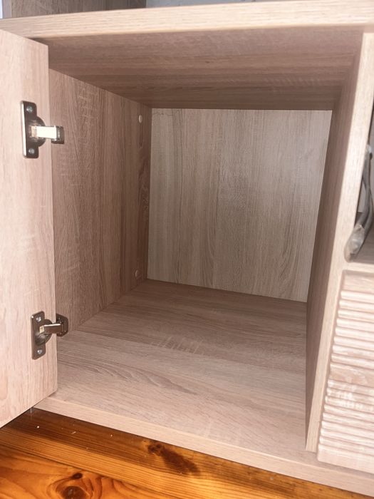 Продам стінку під телевізор