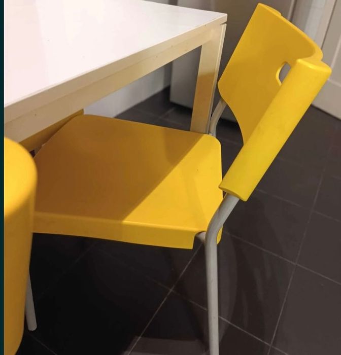 Cadeiras de Plástico Cozinha Amarelas IKEA