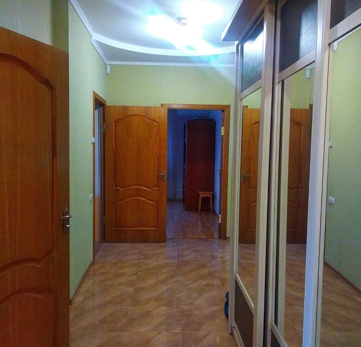 Оренда великого будинку в екологічному районі міста