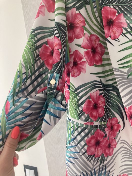 Marynarka w kwiaty r  42