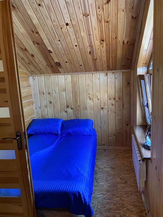 Будинок біля моря подобово