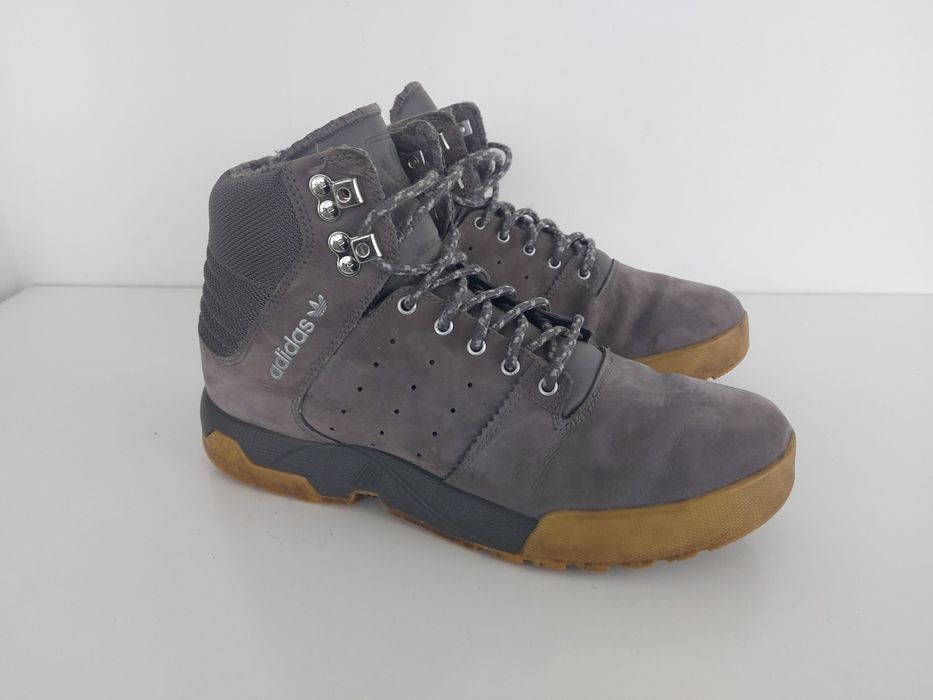 Buty męskie zimowe Adidas w rozmiarze 40 2/3