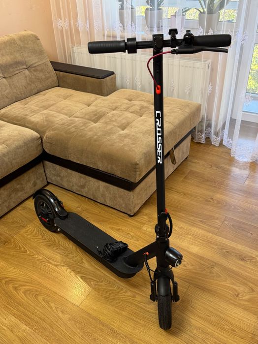 Продам електросамокат