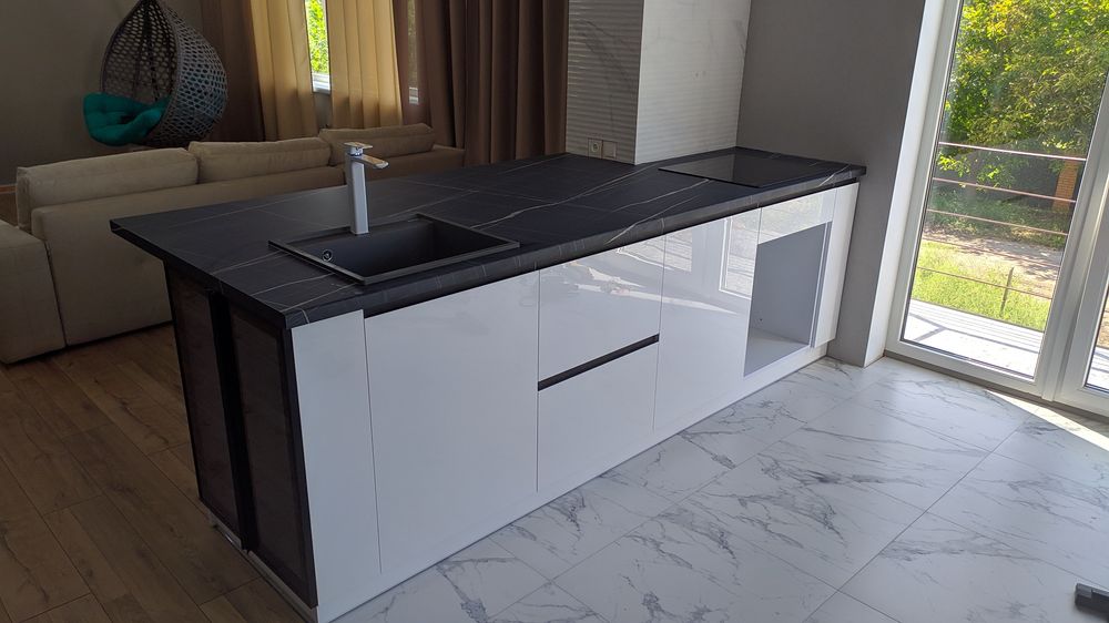 Меблі на замовлення, кухні , шафи купе!