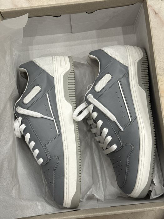 Tenis a venda marca  diverge