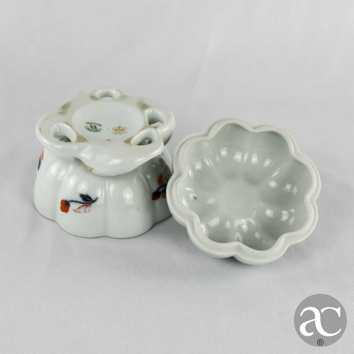 Caixa em forma de abóbora, Porcelana Vista Alegre, decoração Imari