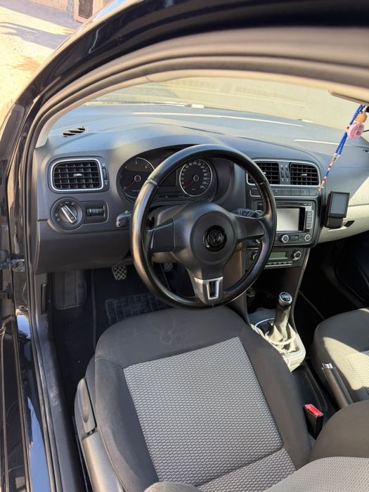 Carro vw polo.