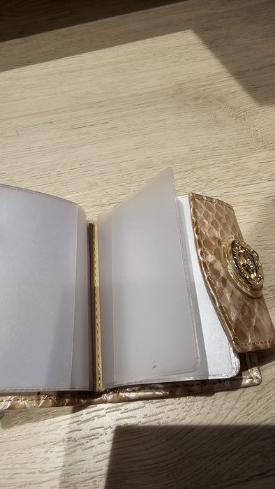 Porta cartões beje cavalinho