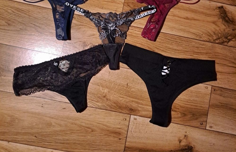 Stringi 3 pary rozm s nowe