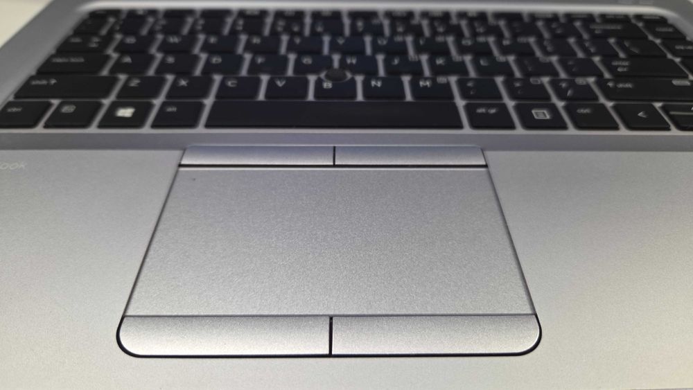 Cienki HP EliteBook 840 i5 6200U ram 8GB dysk 256SSD Laptop Windows 11