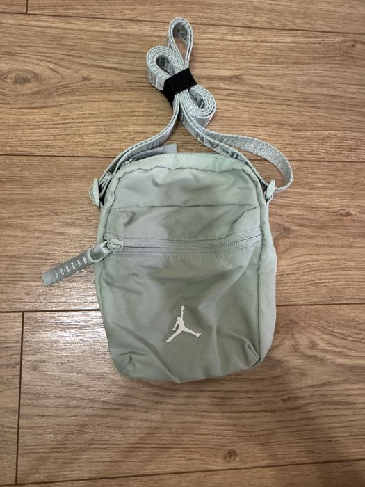 Оригінальна бананка Jordan