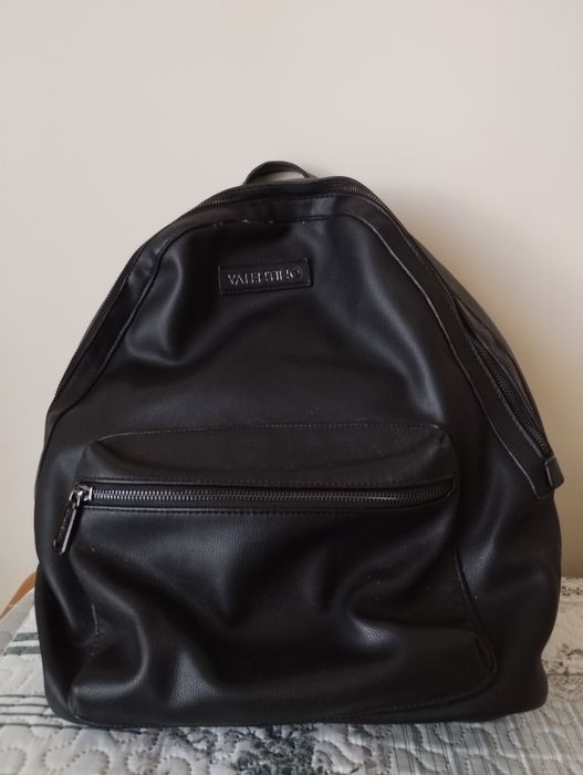 Vendo mochila de luxo Valentino