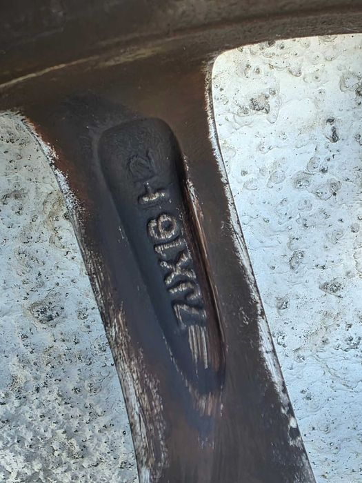 Jantes originais BMW 16" 5x120 com pneus 205.60.16