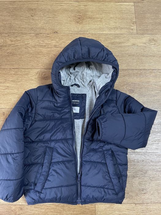 Курточка демисезанна