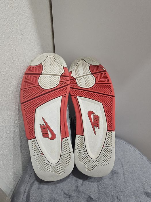 Кросівки Air Jordan 4 Retro Fire Red