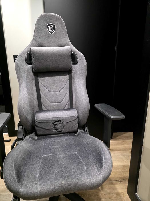 Cadeira gaming Msi