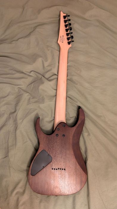 Gitara elektryczna 7 strunowa Ibanez RG 7421