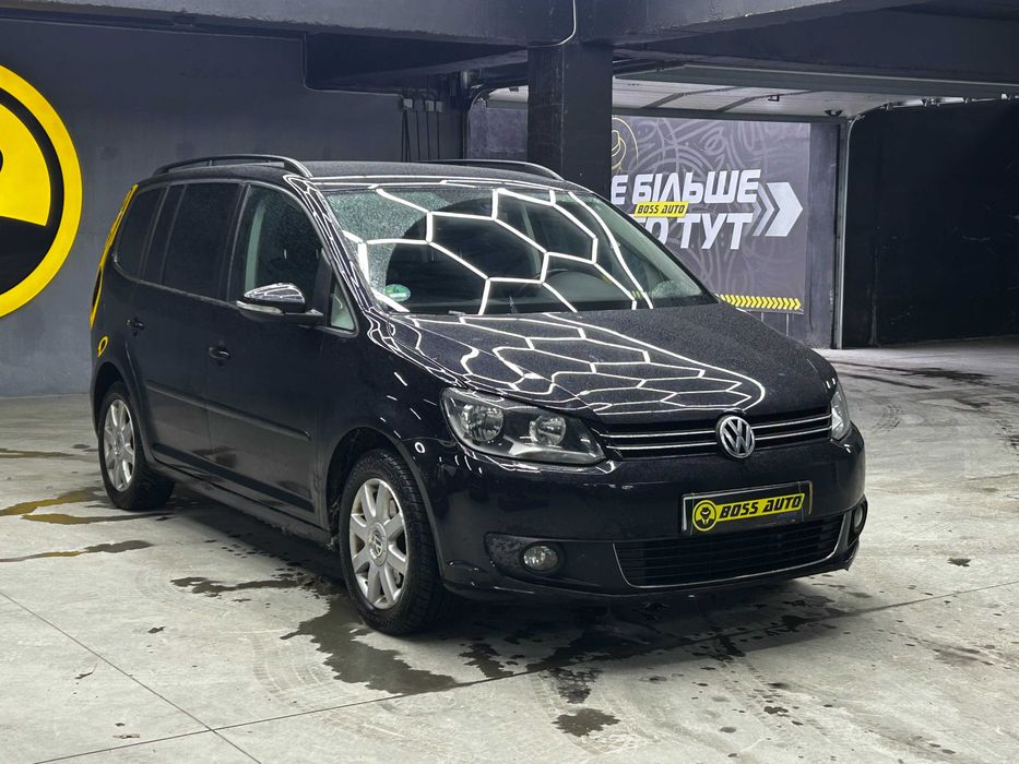 Volkswagen Touran 2011