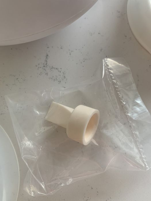 Dwa Laktatory Tommee Tippee (gratis drugi)