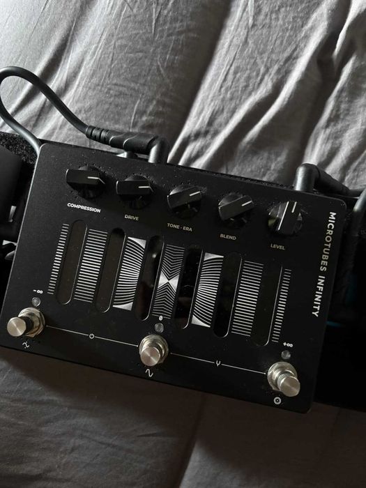 Vendo Darkglass Infinity como Novo
