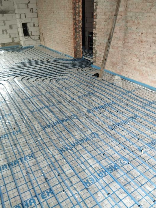 Сантехнік. Монтаж опалення та водопостачання.