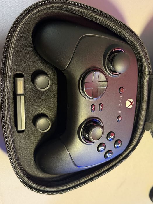 Razer wolverine v3 pro