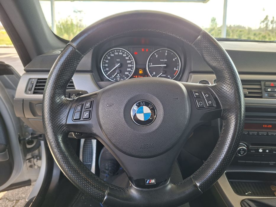 Bmw 320d coupe .