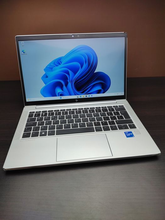 DOTYKOWY HP EliteBook G8 i5-1145G7 16GB RAM 256SSD Win11