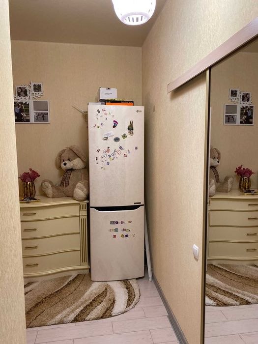 Продаж 2-кімнатної квартири вул. Небесної Сотні, 6