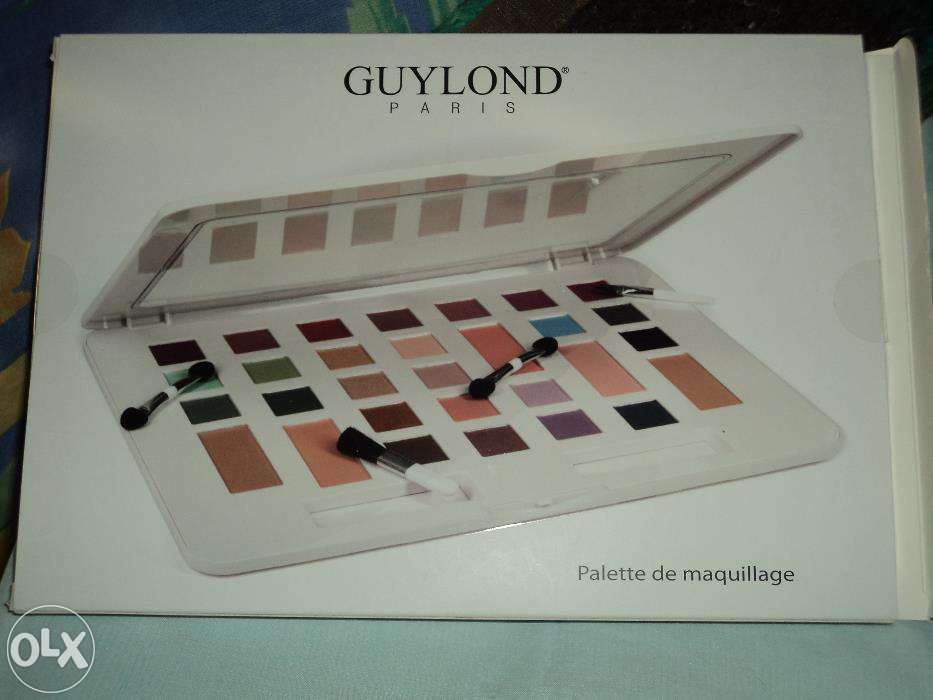 Paleta de maquiagem nova