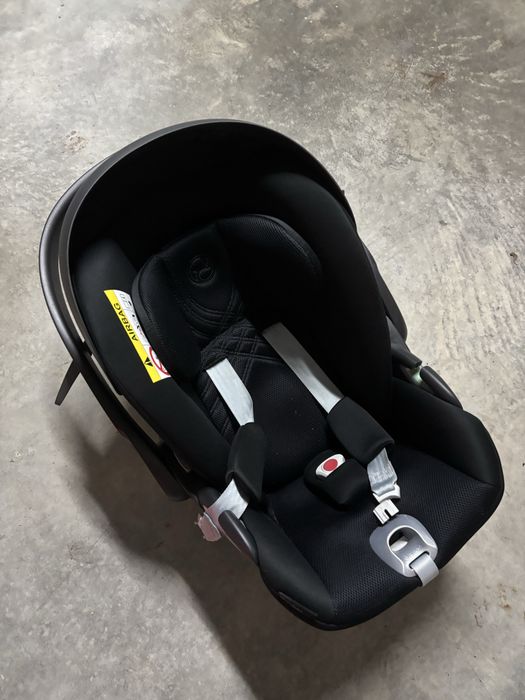 Ovos Cybex Cloud T i-Size Como Novos (Sem Base)