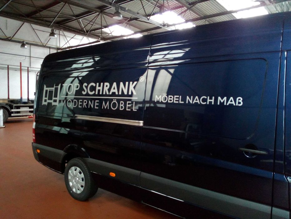 Tanie Oklejanie busów