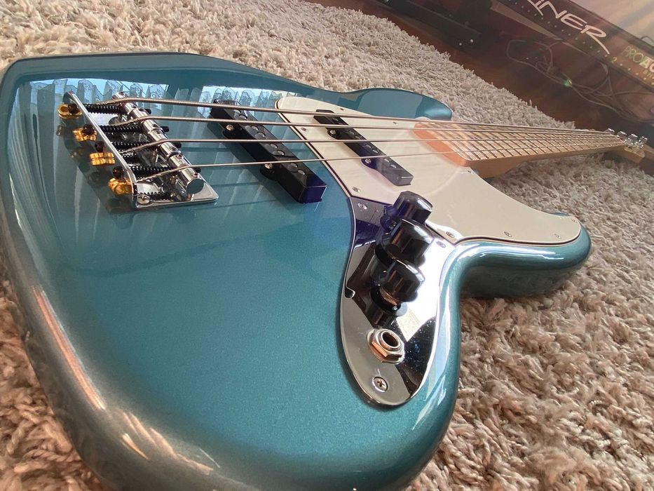 Fender Jazz Bass