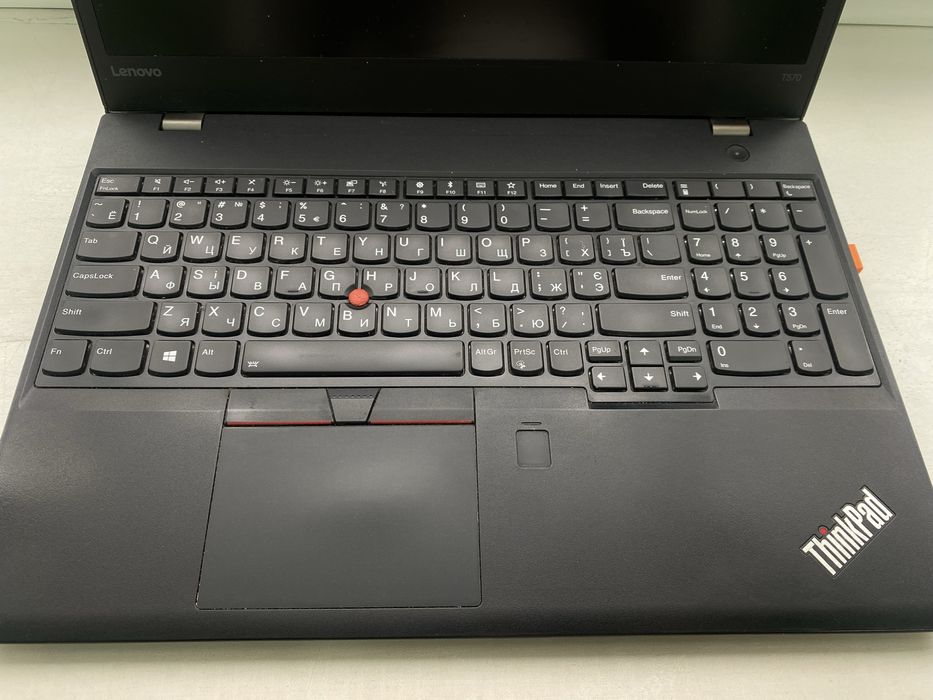 Продам ноутбук Lenovo ThinkPad T570 15.6" Full HD i5-7200U