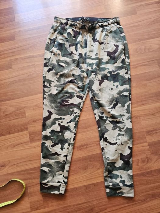 Штаны Nike, L 50 52 оригинал