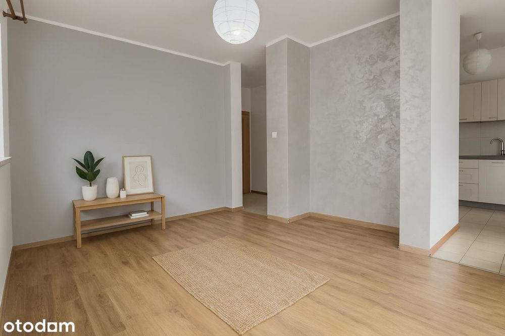 Komfortowe 2 pokoje, z oddzielną kuchnią, balkon, winda, miejsce park.