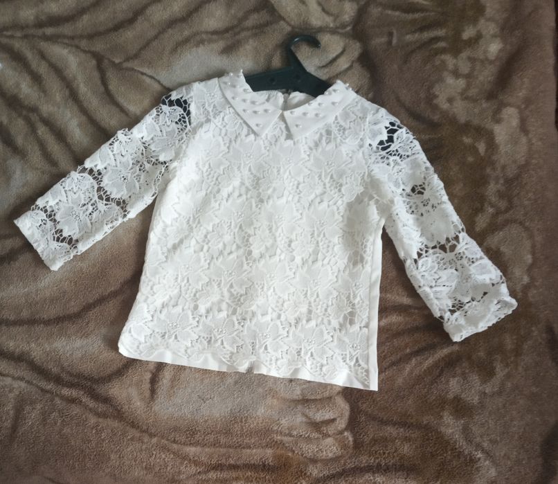 Блузка для дівчинки в школу