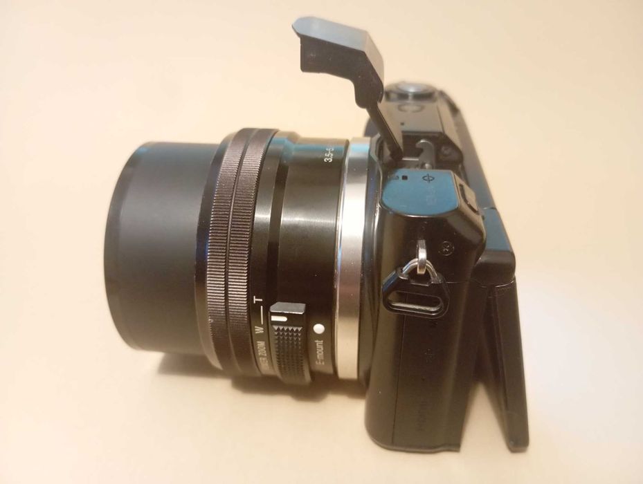 Sony Alpha NEX-3N Câmera Mirrorless APS-C