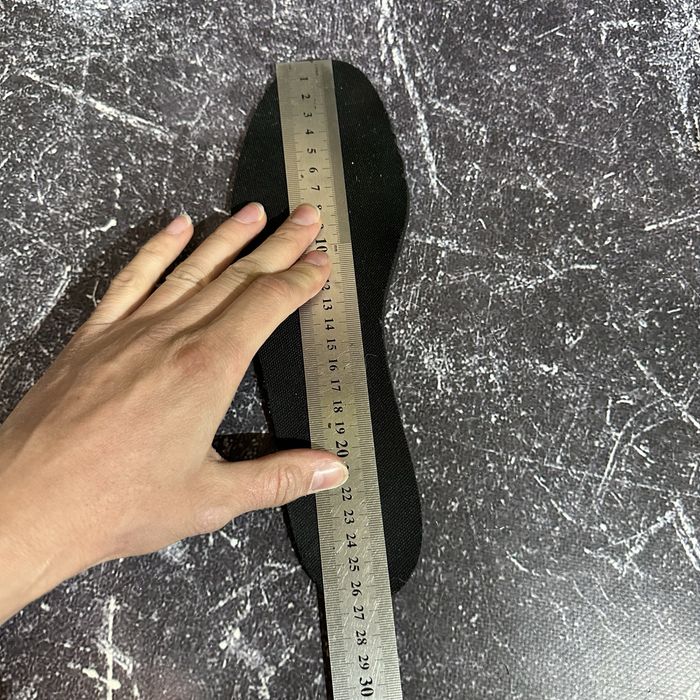 Шкіряні кросівки Adidas 41.5/26 cm