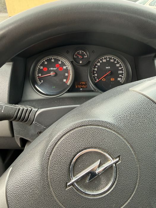 Opel Astra H 1.6 Benzyna