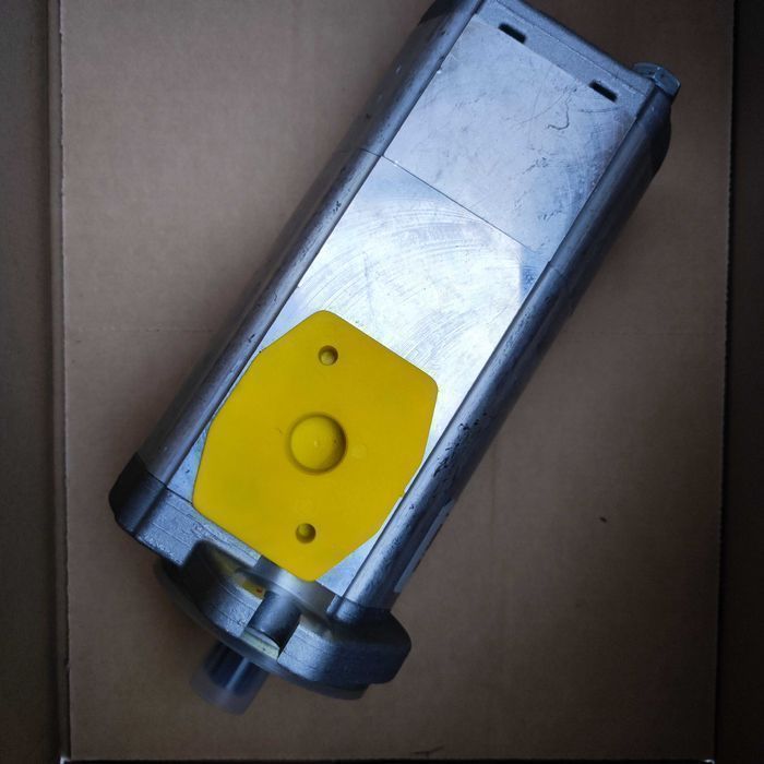 pompa hydrauliczna komatsu PC12, PC12-8, PC12R8, PC12.71R8, PC15-R8