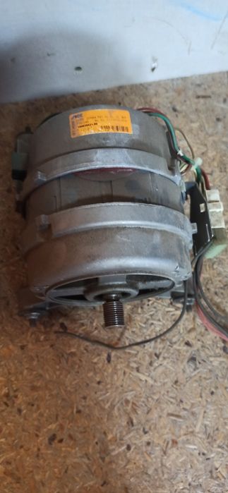 Продам мотор со стиральной машины
