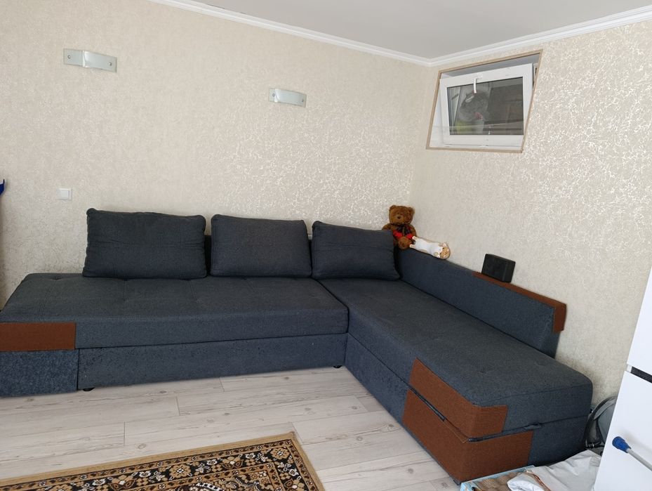 Продам диван б/у але в гарному стані