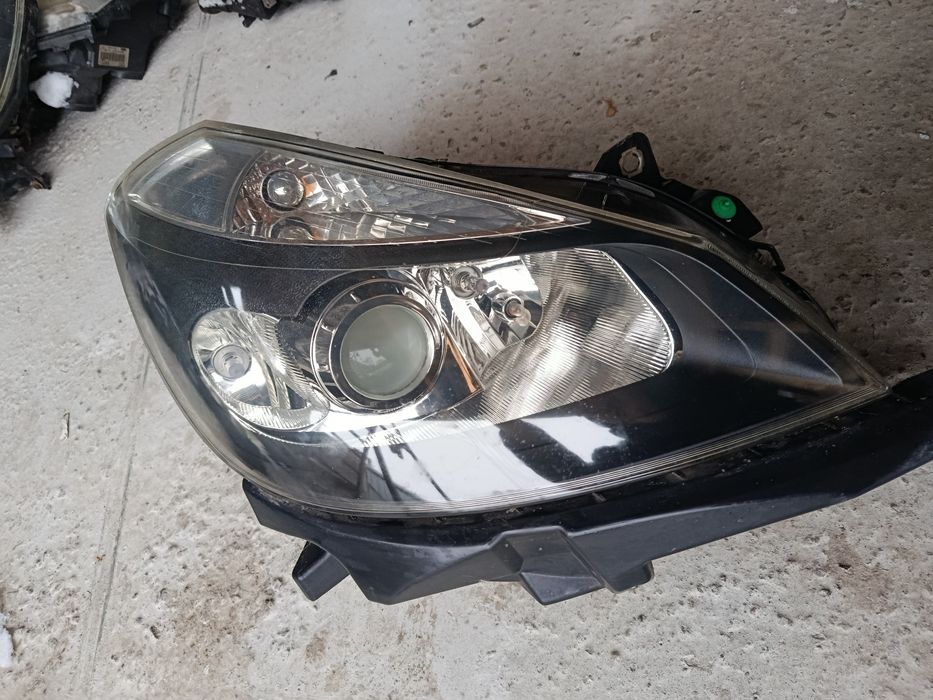Фара ксенон ліва права  renault clio 3 RS 2005-2008